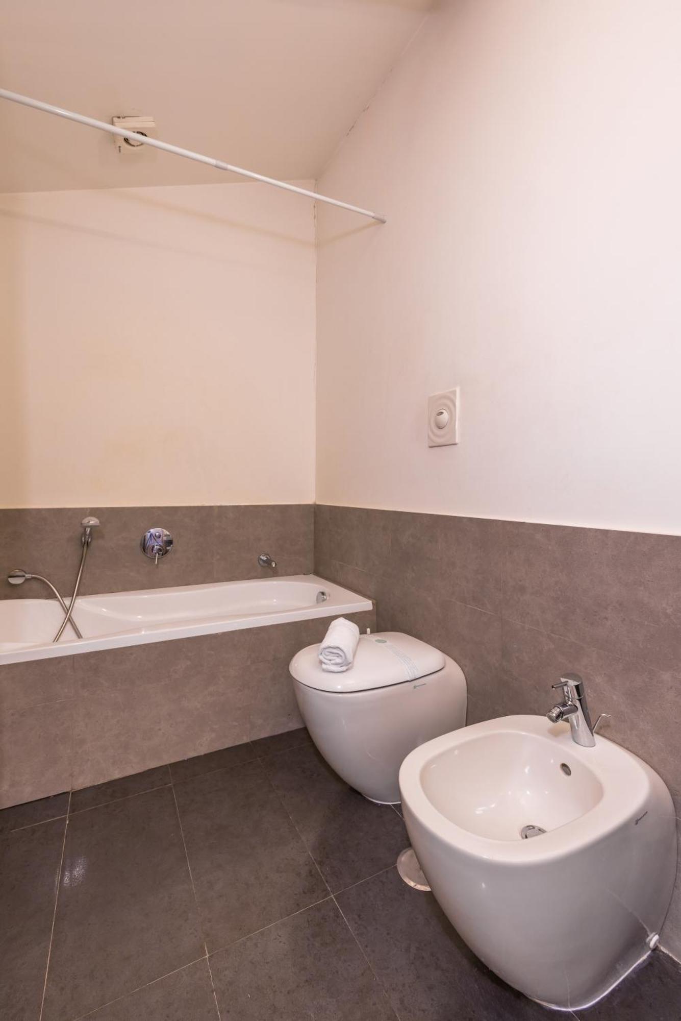 Appartamento Duomo Grand Family Loft Napoli Esterno foto