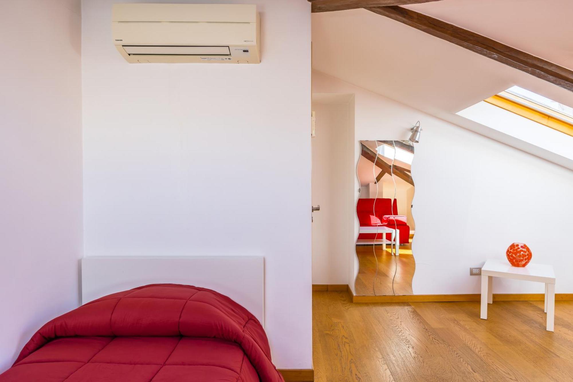 Appartamento Duomo Grand Family Loft Napoli Esterno foto